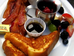 Youth Fundraising French Toast Lunch @ Winnipeg Centre Vineyard | Winnipeg | Manitoba | Canada